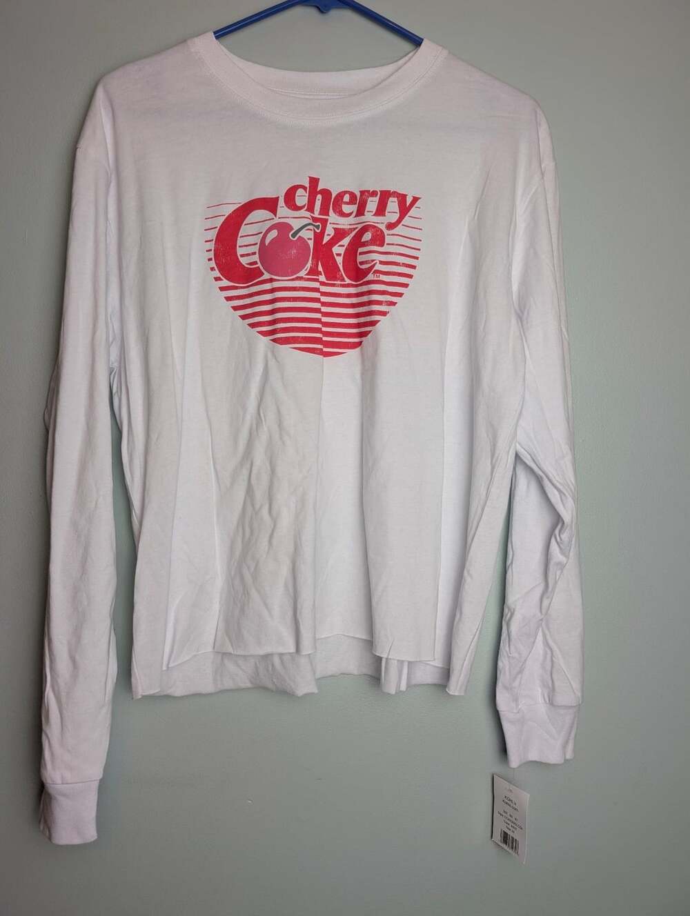 ​Retrostyled Streetwear Coca-Cola Cherry Coke Graphic T-Shirt
